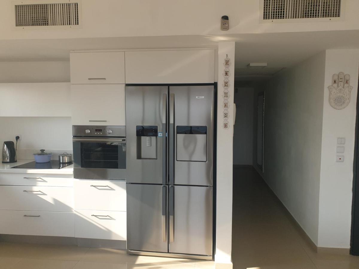 Luxury Exclusive Top Class Apartment on the sea with best sea view&jacuzzi רק למשפחות !!!! אילת מראה חיצוני תמונה